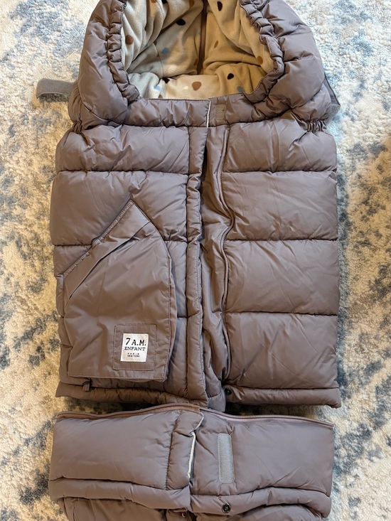7 A.M. Enfant Other - 7 A.M. Enfant Blanket 212
Evolution Stroller Cover - Taupe/Plum